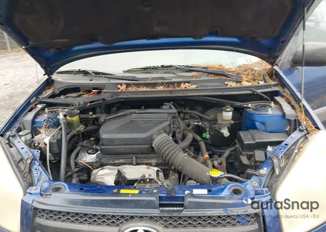 2004 Toyota Rav4 z USA, uszkodzony, nr VIN JTEHD20V446014867